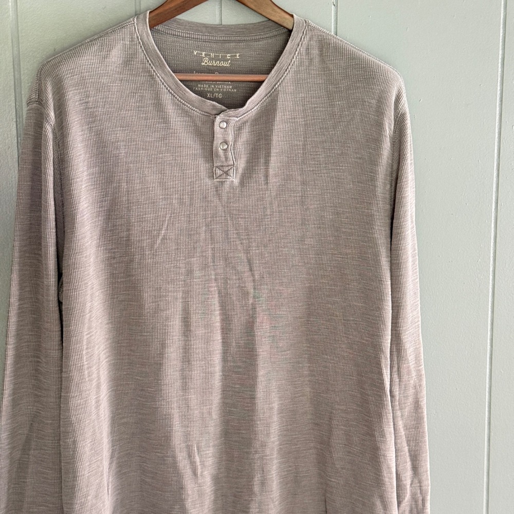 Lucky Brand Venice Burnout Mens XL Gray Waffle Knit Henley Gorpcore Outdoorsy